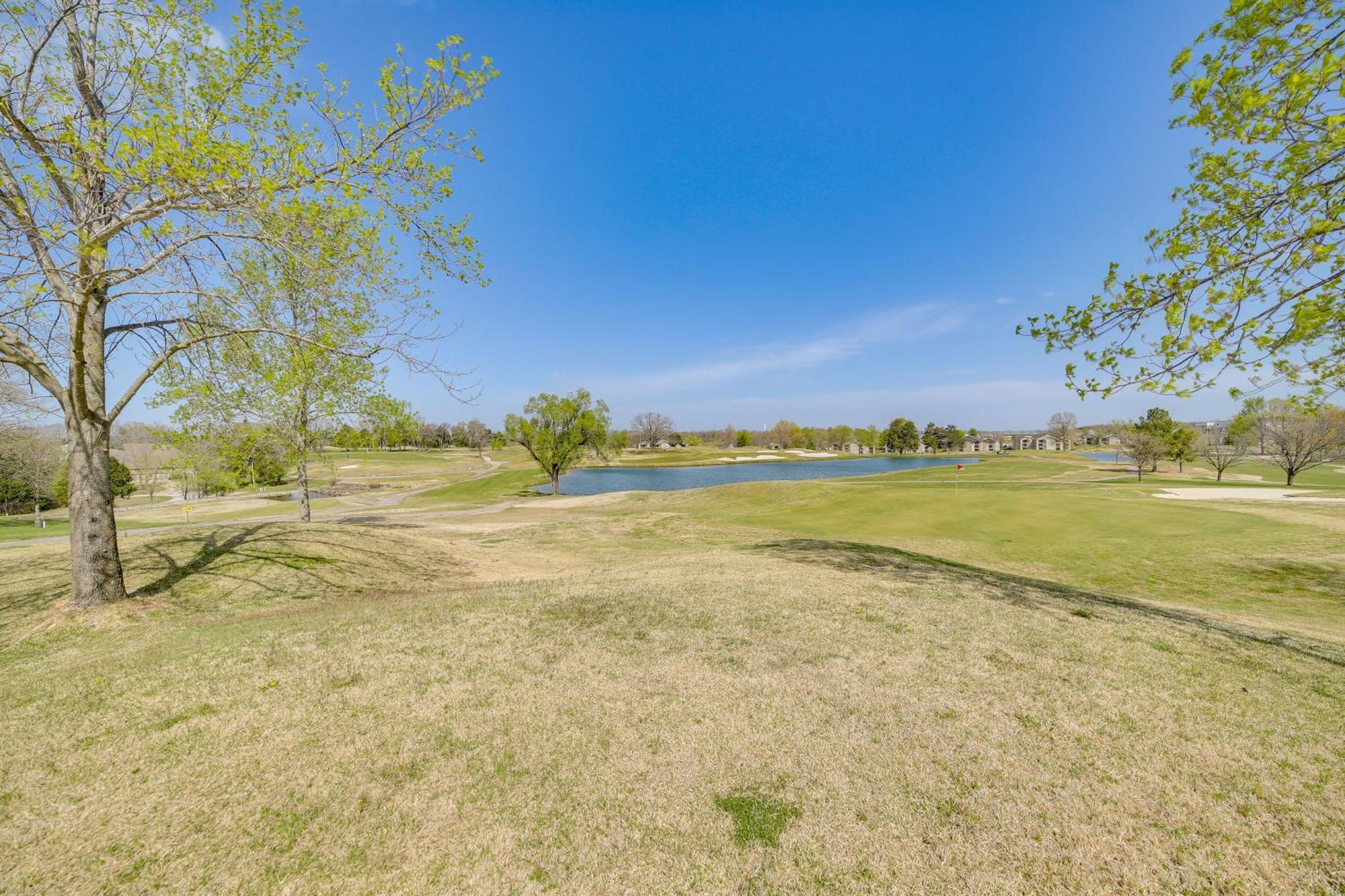 Branson Condo With Balcony, Near Silver Dollar City! Bagian luar foto